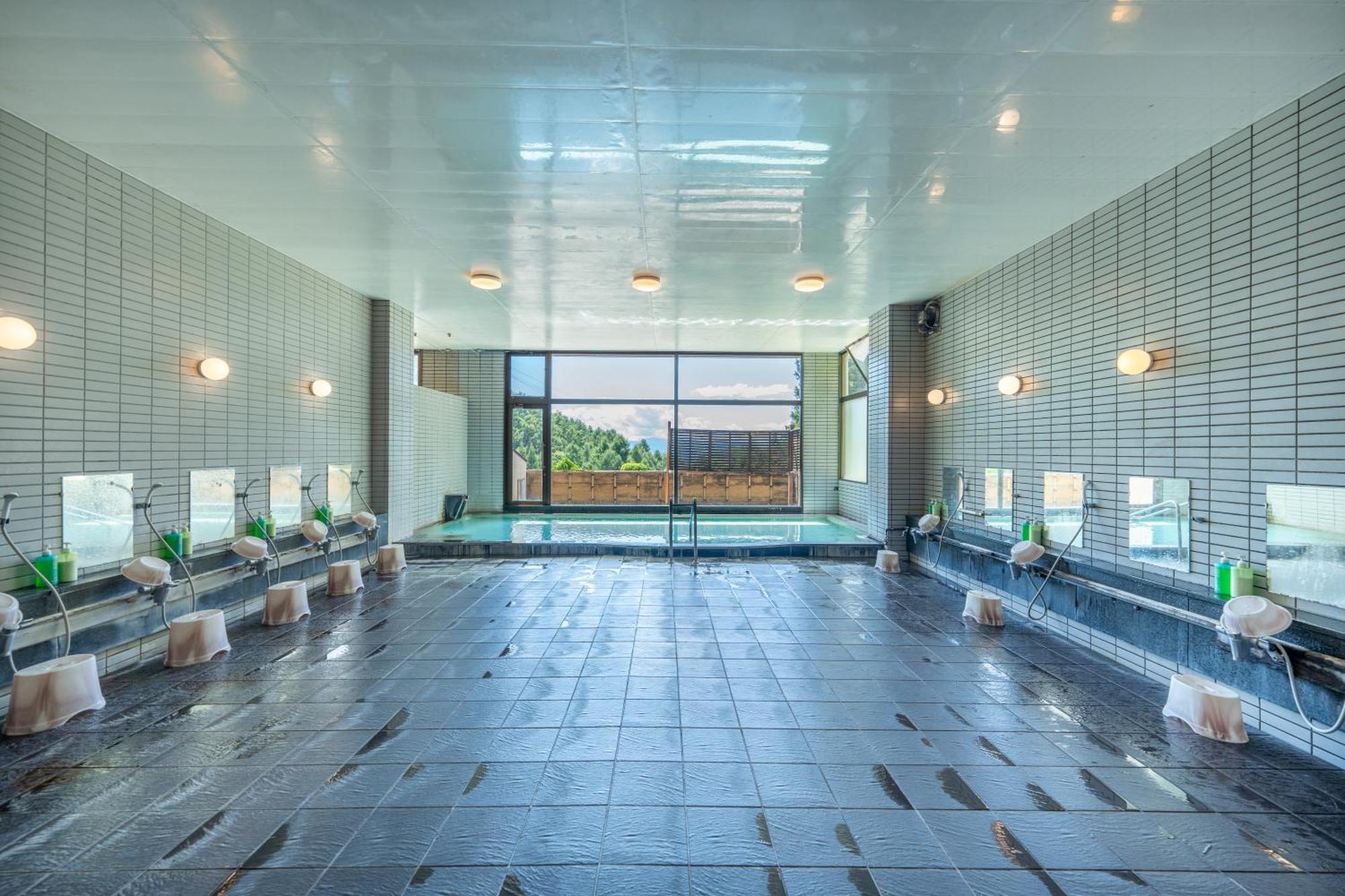 Hishino Onsen Tokiwakan Komoro Bagian luar foto